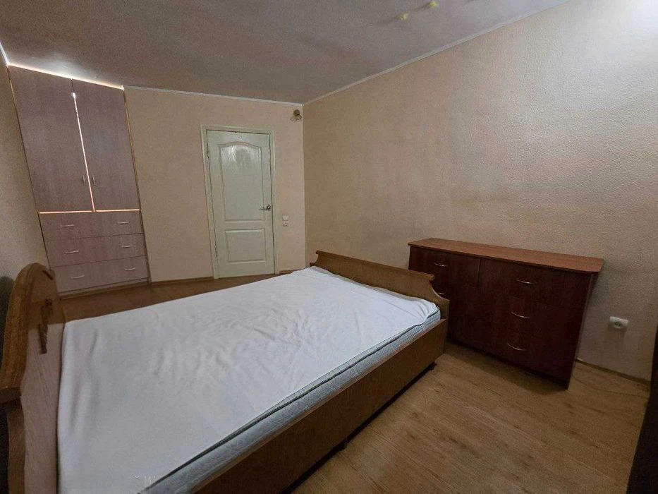 Продаж 3-кімнатної квартири в тихому центрі Черкас