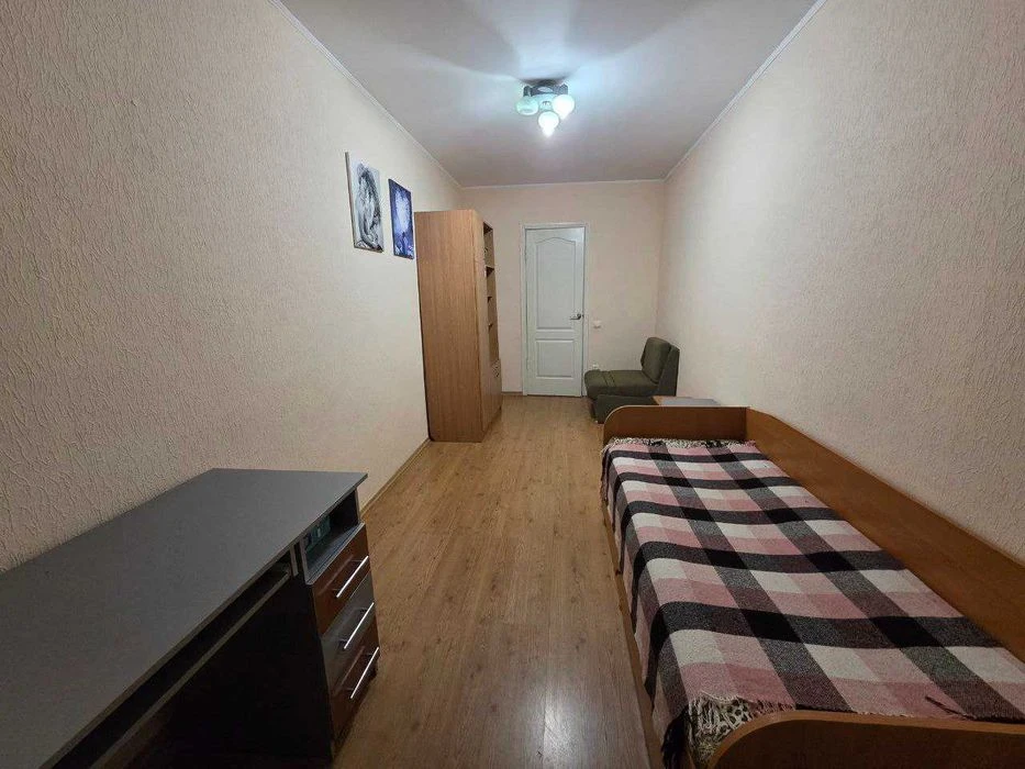 Продаж 3-кімнатної квартири в тихому центрі Черкас