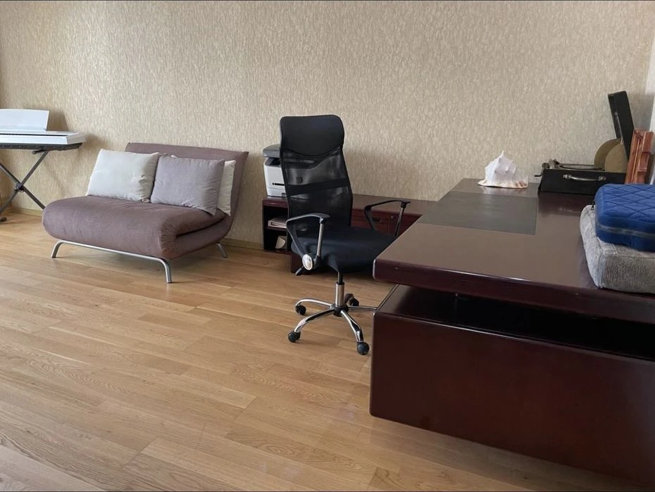 Продаж дворівневої квартири в самому центрі міста