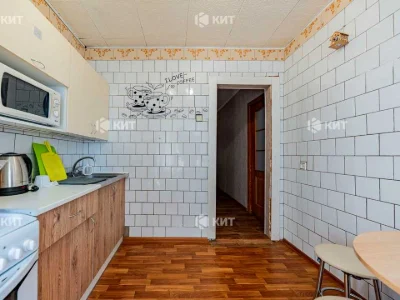 Квартира. Харків, Академіка Богомольця вул.