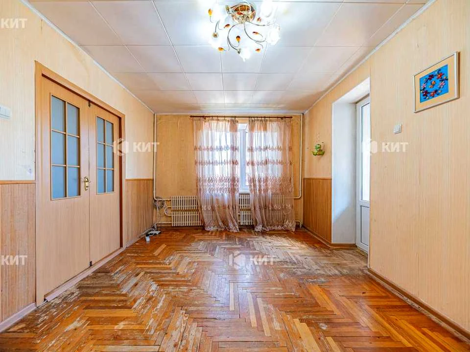 Квартира. Харків, Академіка Богомольця вул.