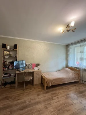 Продаж 1 кімнатної квартири, Полєтаєва!