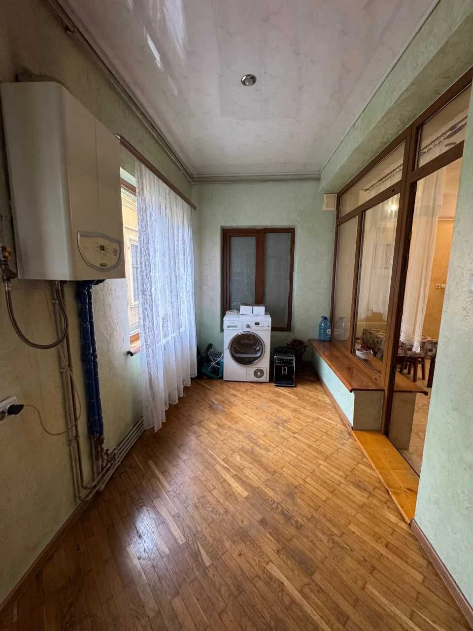 Продаж / оренда 4-кімнатної квартири в самому центрі Чернівц