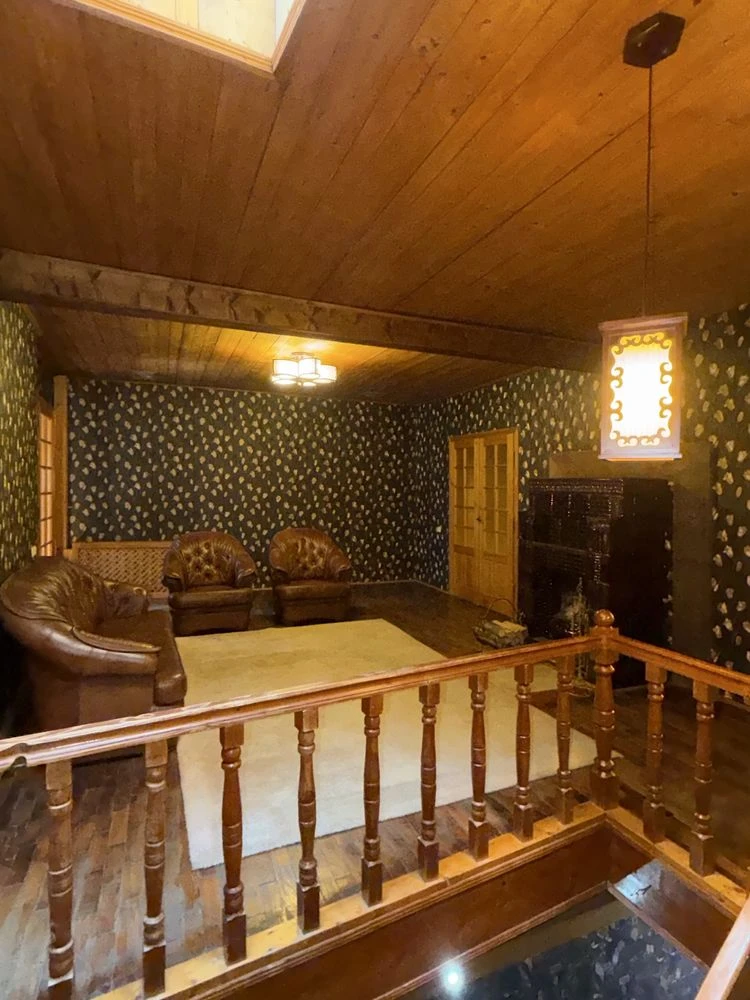 3-кімнатна квартира 178 м² | історичний центр Чернівців