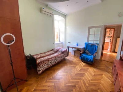 2-кімн. квартира з ремонтом в центрі міста