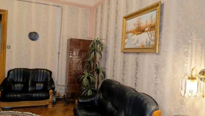 Продається 4 км квартира ( 132,3м.) навпроти облдержадмініст