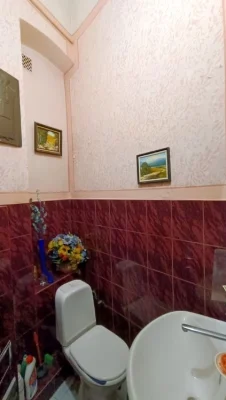 Продається 4 км квартира ( 132,3м.) навпроти облдержадмініст