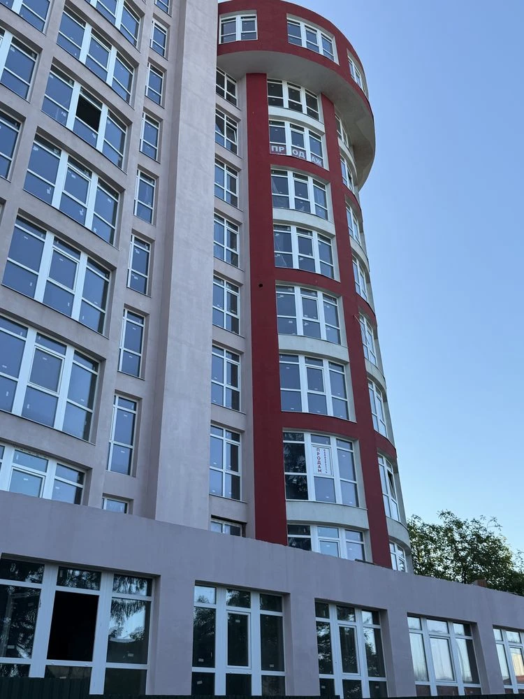 2-кімнатна новобудова біля парку. вул. Буковинська