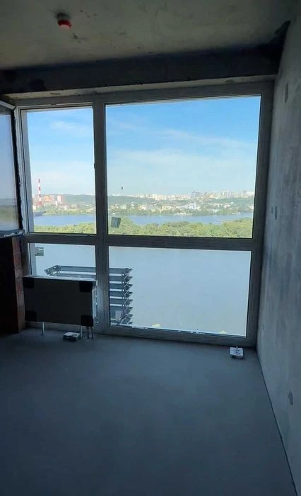 Residential complex Zarechny 8 building, 3-room apartment. Owner!