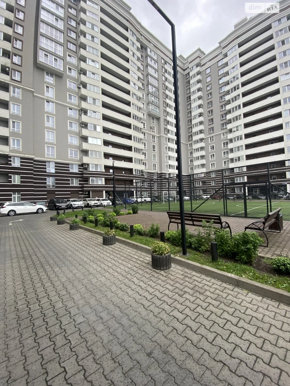 Продаж Квартира Виставка