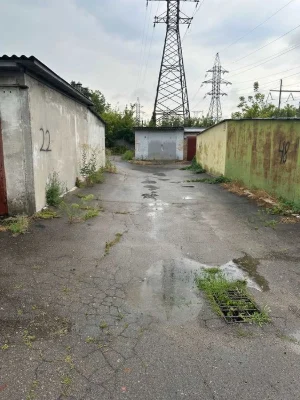 Гараж Выдубичи срочно продам