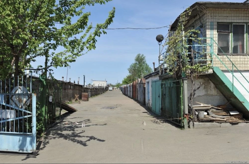 Продам свій гараж в гаражному кооперативі Поліграфіст бульва