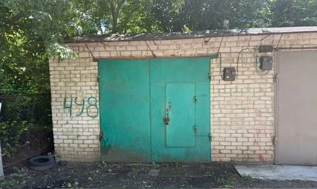 Гараж iз пiдвалом біля ЖК «Новомостицько-Замковецький»