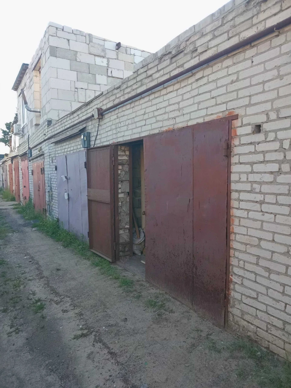 Бомбосховище + офіс(2 поверх)+гараж