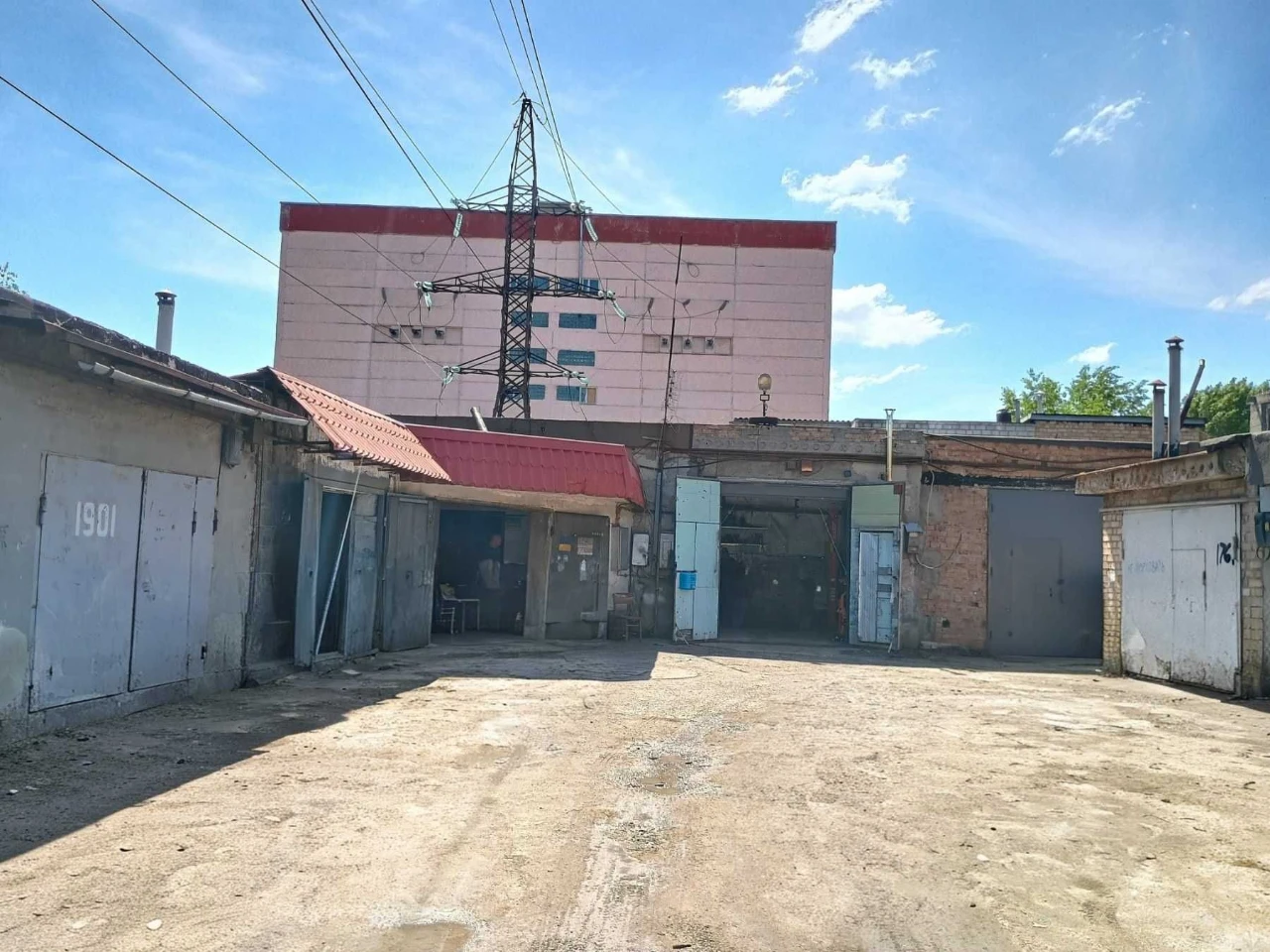 Гараж 225квм під СТО Техстанція Малярка Рихтовка Підіймачі Т