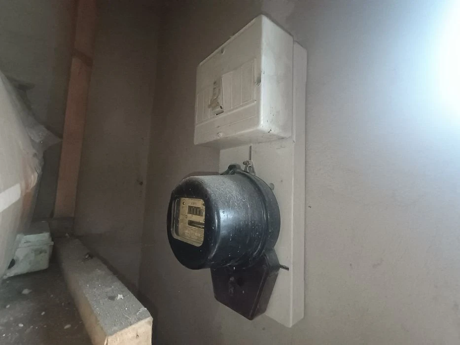 Продам гараж 77кв.м 3 повехи Київ Бакинська 37Г гк газон2004