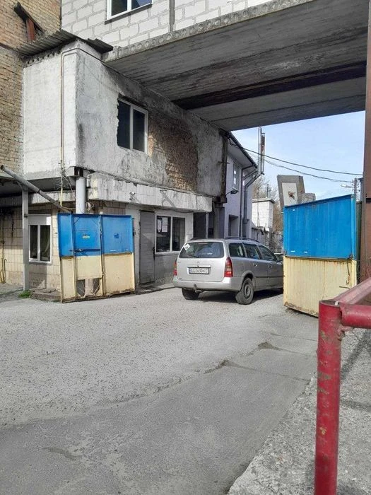 Гараж без торгу. Дорогожичi. Сирецька, 39. Обмін на ділянку,