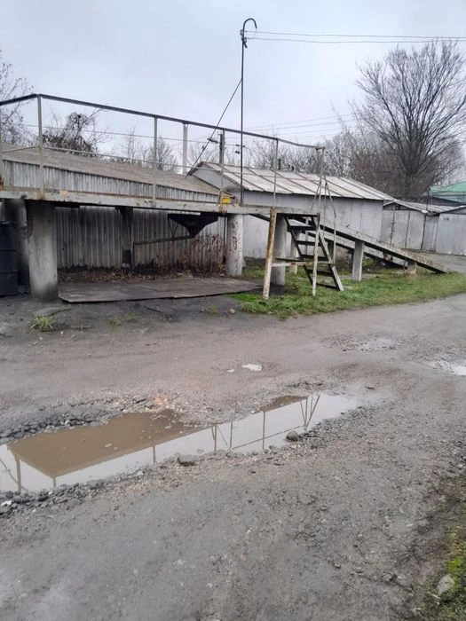 Гараж без торгу. Дорогожичi. Сирецька, 39. Обмін на ділянку,
