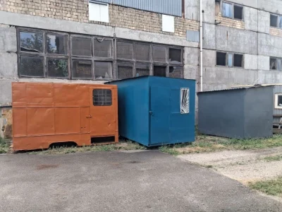 Вагончик складской с полочками