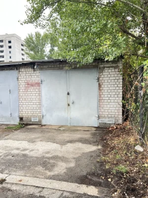 ПРОДАМ гарний капітальний ГАРАЖ  вул. Грушевського -Одеська