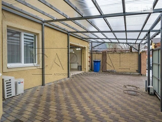 Довгострокова оренда будинку від посередника з балконом на в
