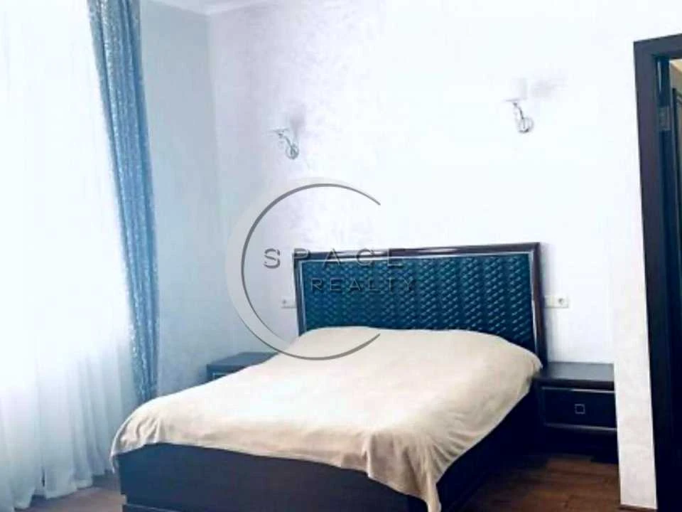 Будинок. Київ, Георгія Горюшка вул.