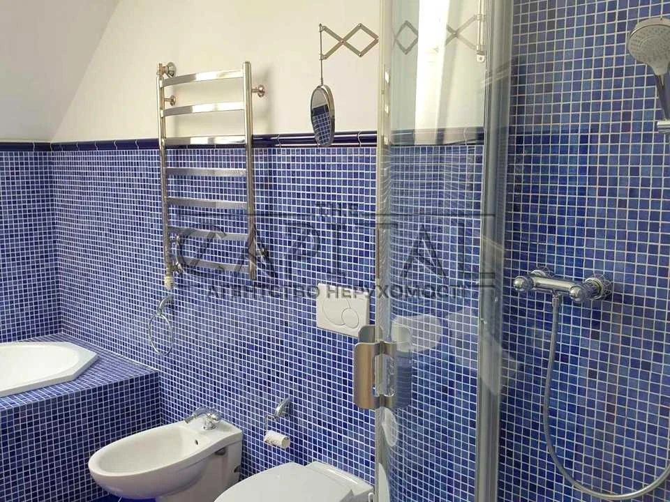 Будинок. Київ, стеценка