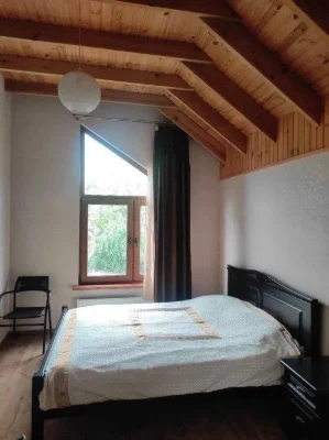 Оренда котеджу 200 м², 52-а Садова вул.