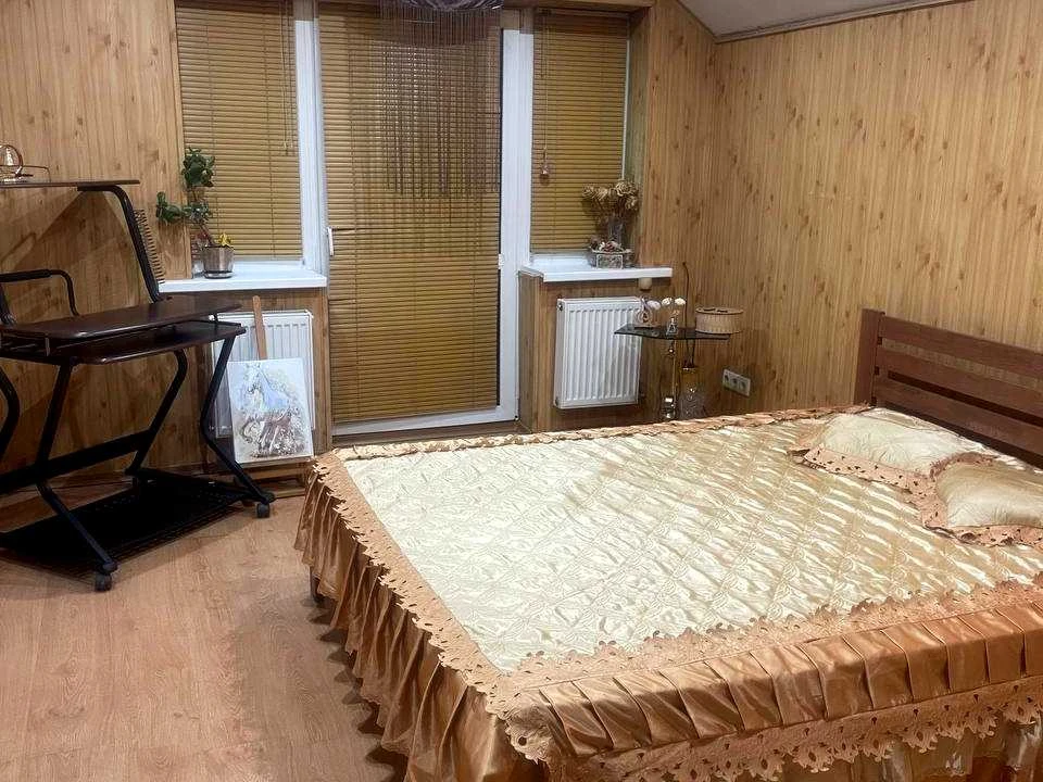 Будинок. Київ, Садова вул.