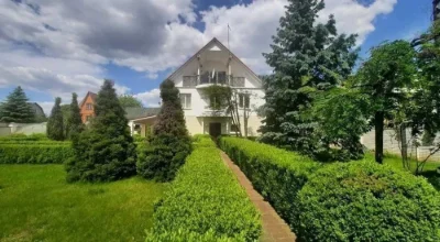 Оренда будинку 220 м², 1-а Озерна вул.