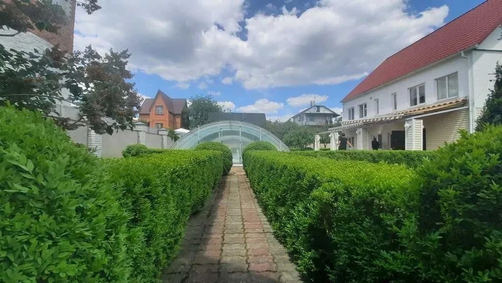 Оренда будинку 220 м², 1-а Озерна вул.