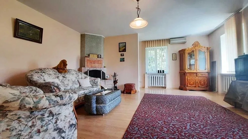 Оренда будинку 220 м², 1-а Озерна вул.