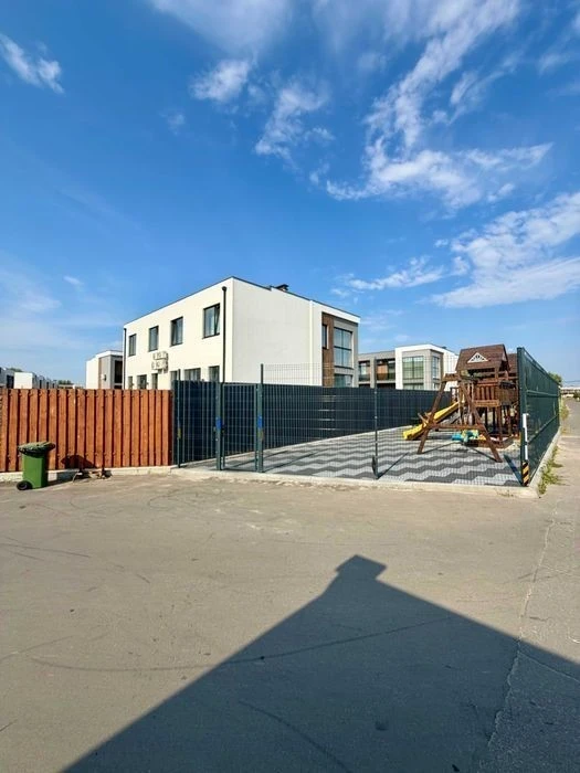 Оренда нового таунхауса 125 м² Осокорки, перша здача