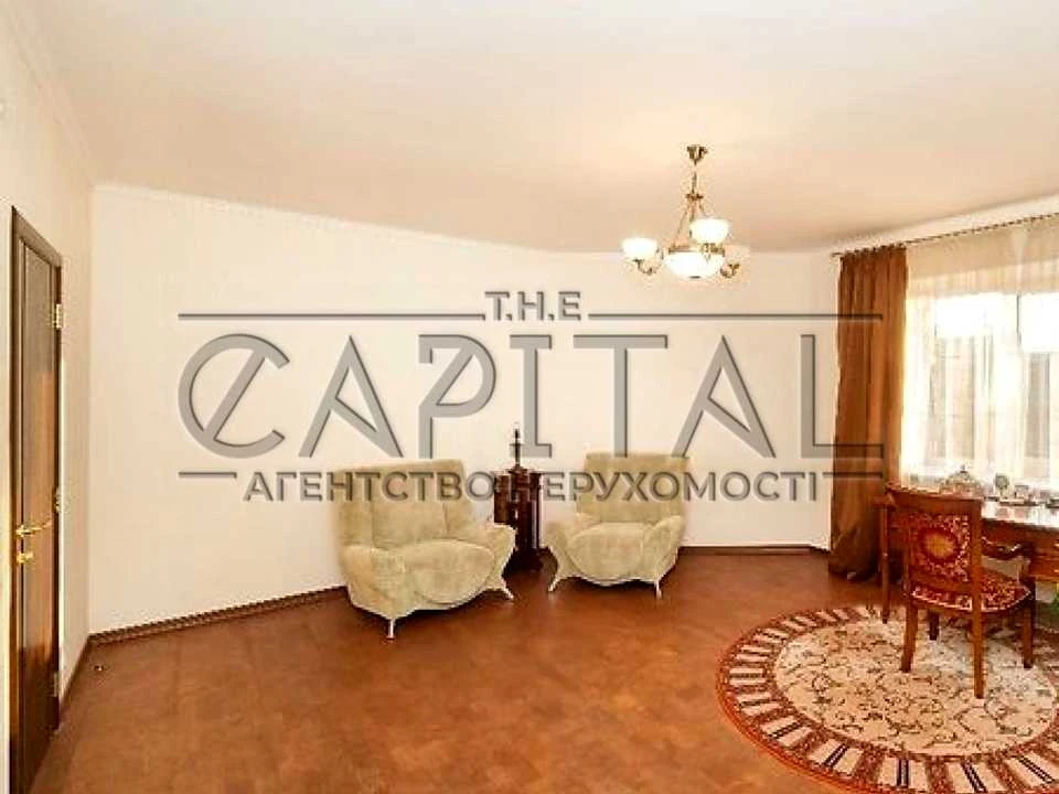 Будинок. Київ, Володимира Сікевича вул.