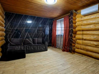 Будинок. Київ, Квітки-Основ'яненка вул.