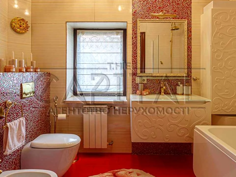 Будинок. Київ, Богатирська вул.