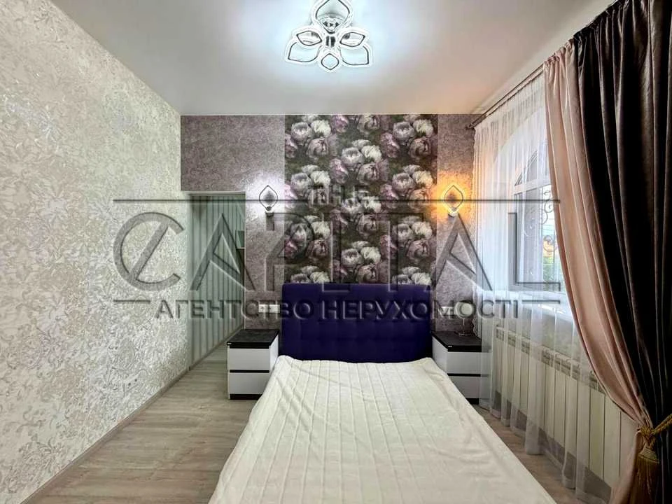 Будинок. Київ, Бортничі Осокорки