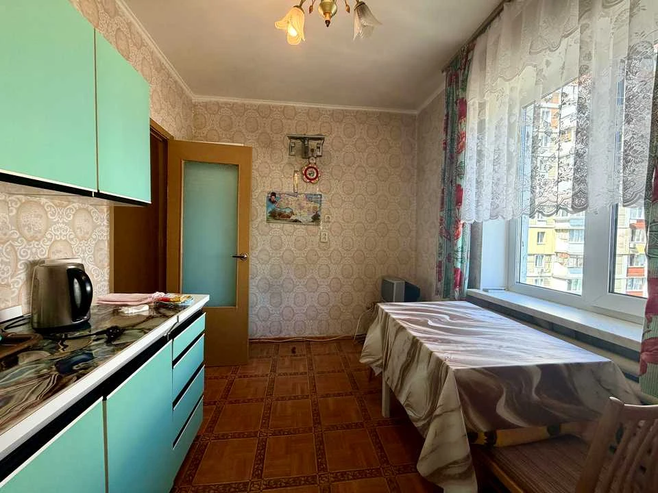 Apartment. Kyiv, Chervonoi Kalyna Ave. (Volodymyr Mayakovsk