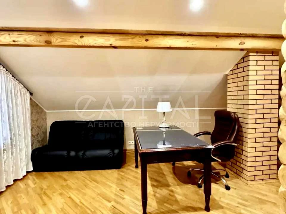 Будинок. Київ, Радистів вул.