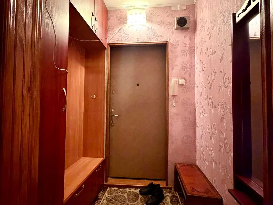 Apartment. Kyiv, Chervonoi Kalyna Ave. (Volodymyr Mayakovsk