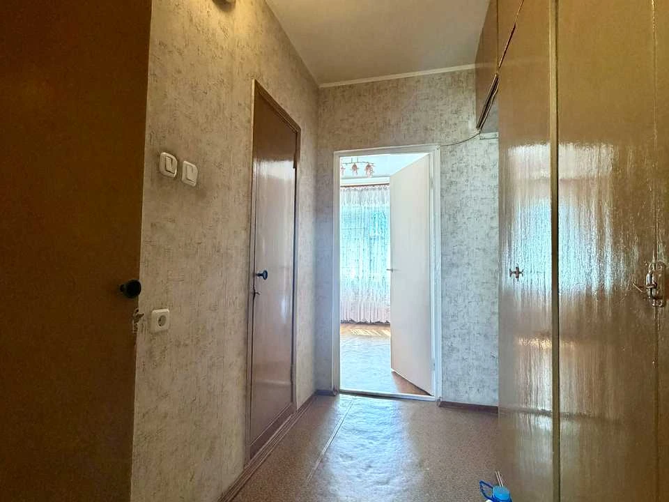Apartment. Kyiv, Chervonoi Kalyna Ave. (Volodymyr Mayakovsk