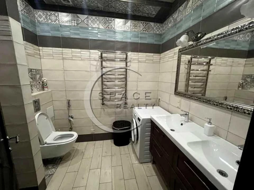Будинок. Київ, Редьчинська вул.