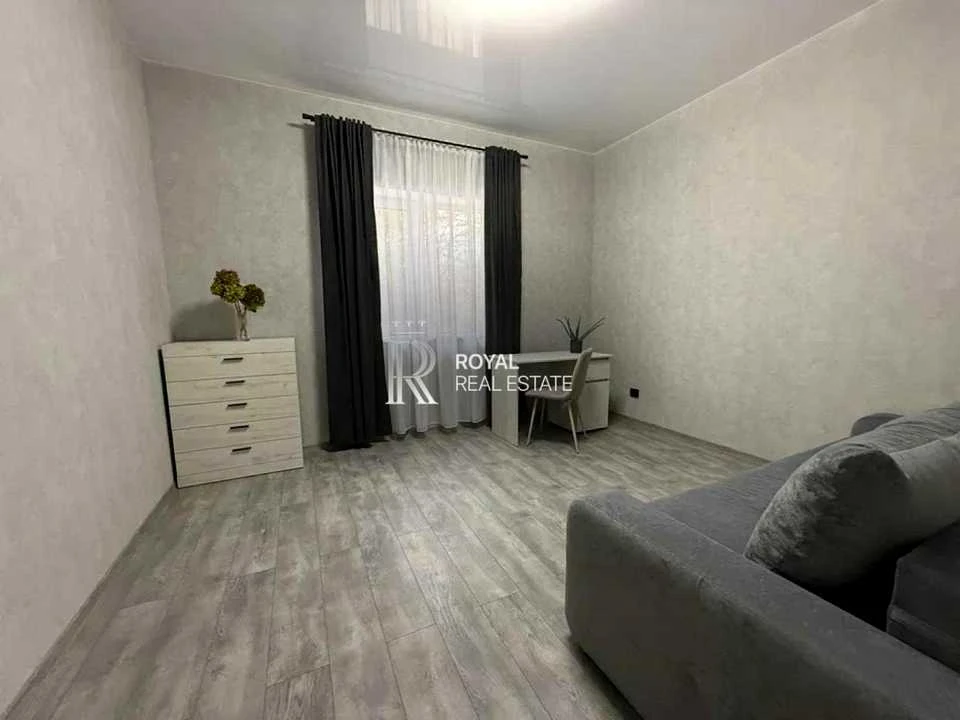 Будинок. Київ, Літинська вул.