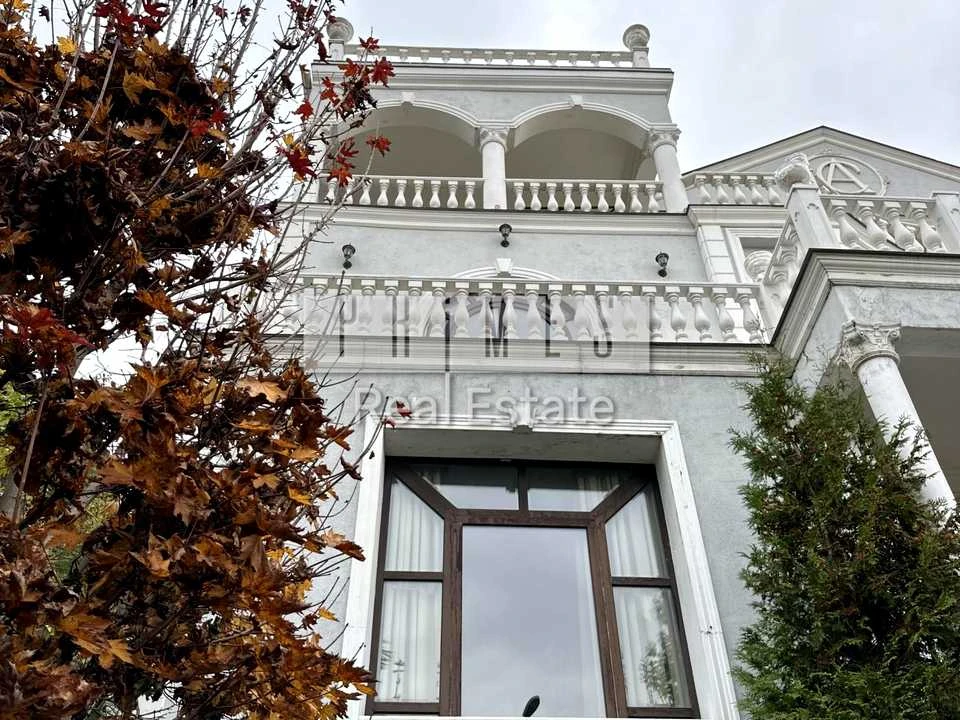 Будинок. Київ, Редутна вул.