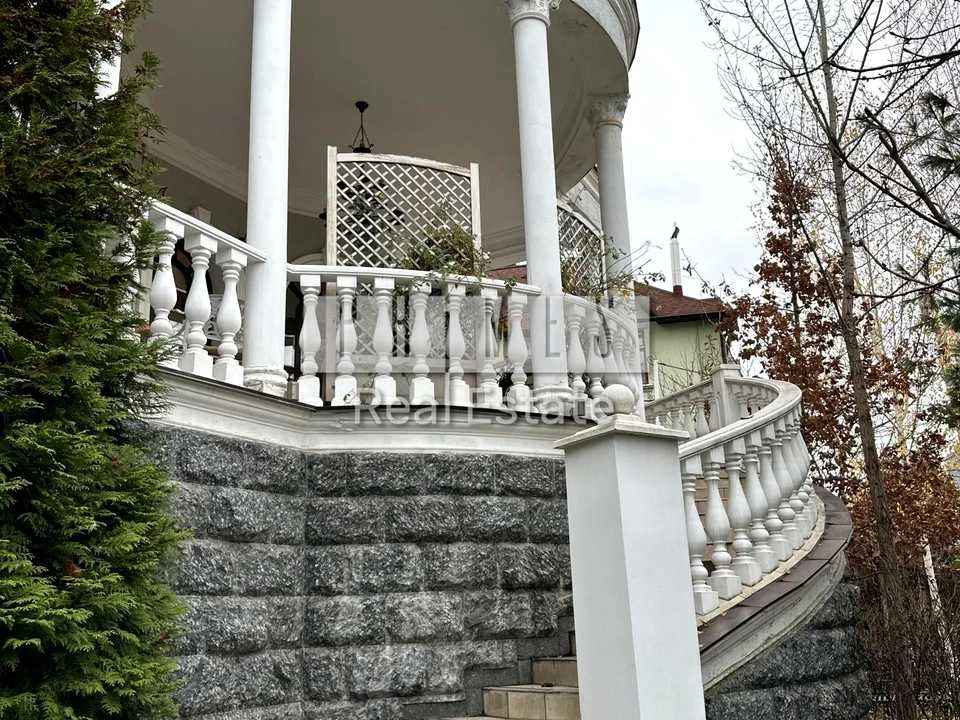 Будинок. Київ, Редутна вул.