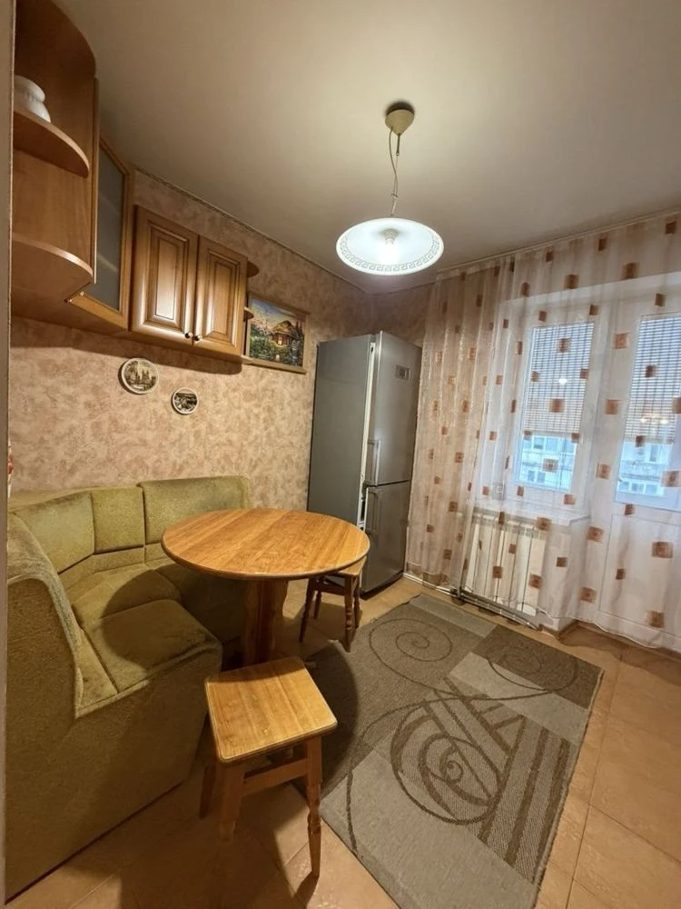Продаж 2-кімнатної квартири в районі вул. Лавріщева, Ужгород