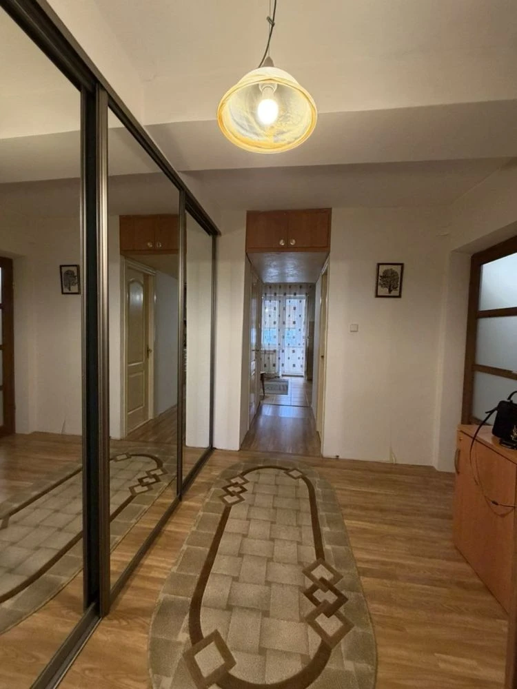 Продаж 2-кімнатної квартири в районі вул. Лавріщева, Ужгород