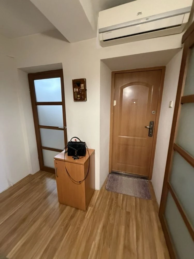 Продаж 2-кімнатної квартири в районі вул. Лавріщева, Ужгород