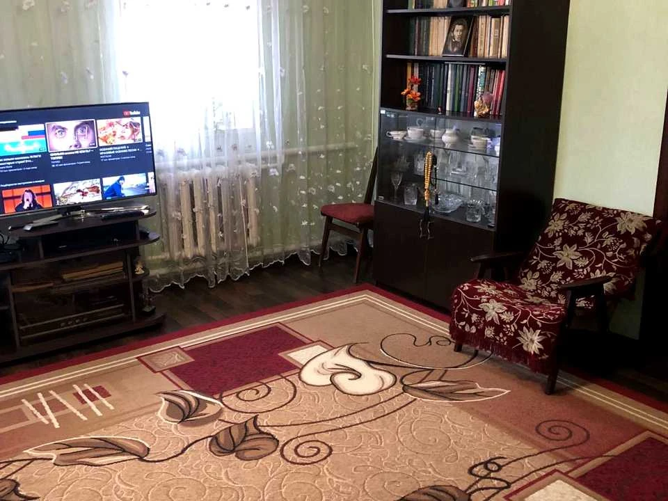 Будинок. Житомир, Набережна Під Скелями вул.