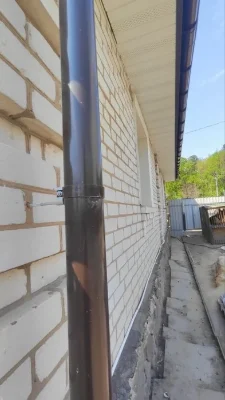 Продаж будинку в ближньому пригороді. Торг.
